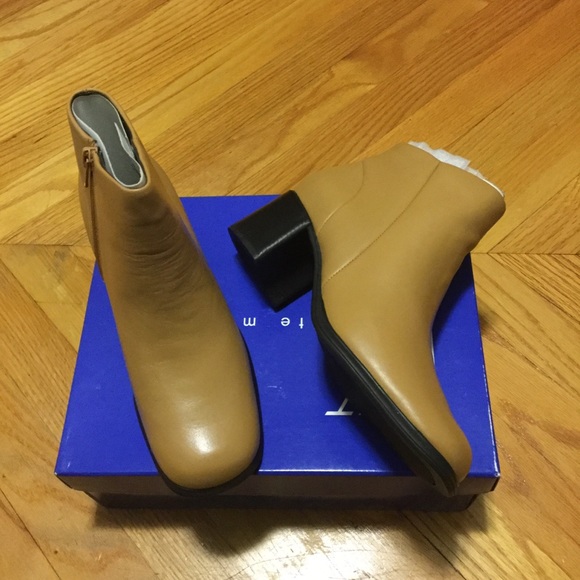 ✨HOST PICK✨ NEW! WHITE MOUNTAIN Beige Booties - Picture 2 of 7